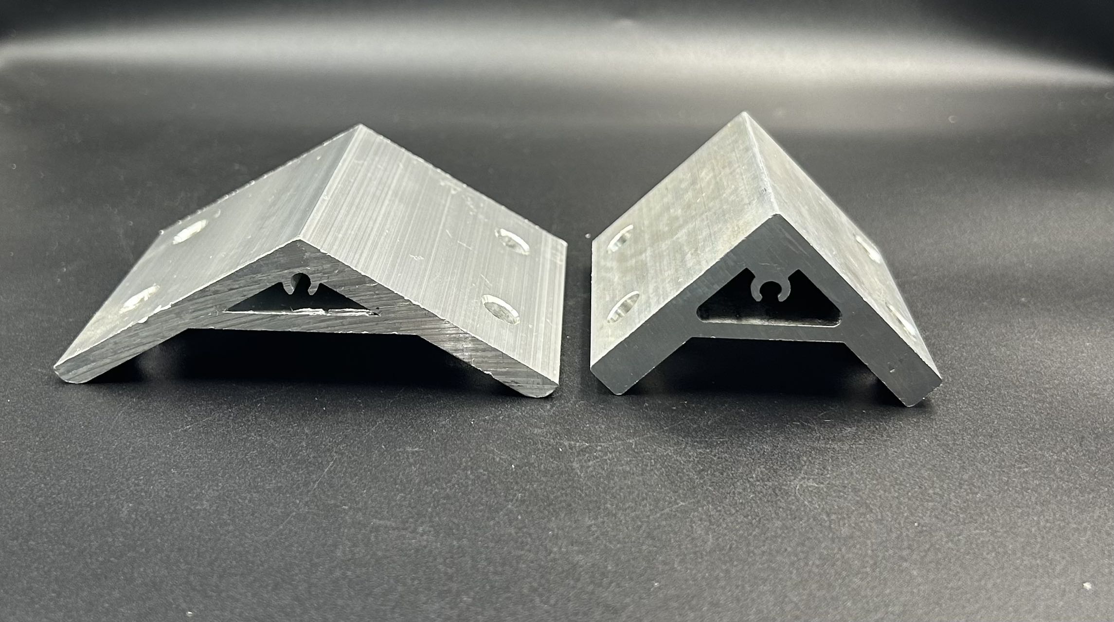 Аксессуары для промышленных ал – обзор и цена Aluminium Extrusion
