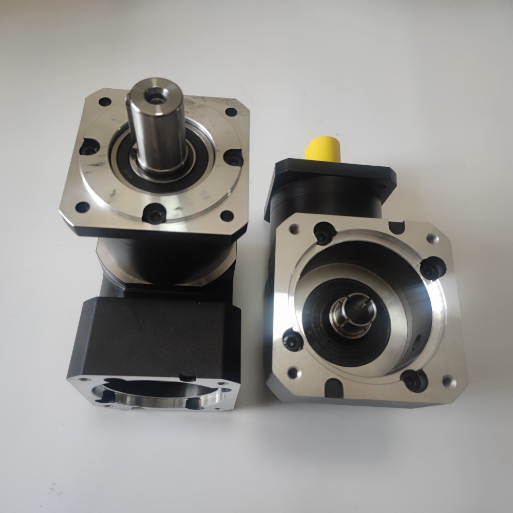 Высокоточный L-образный редукт – обзор и цена Servo Motor